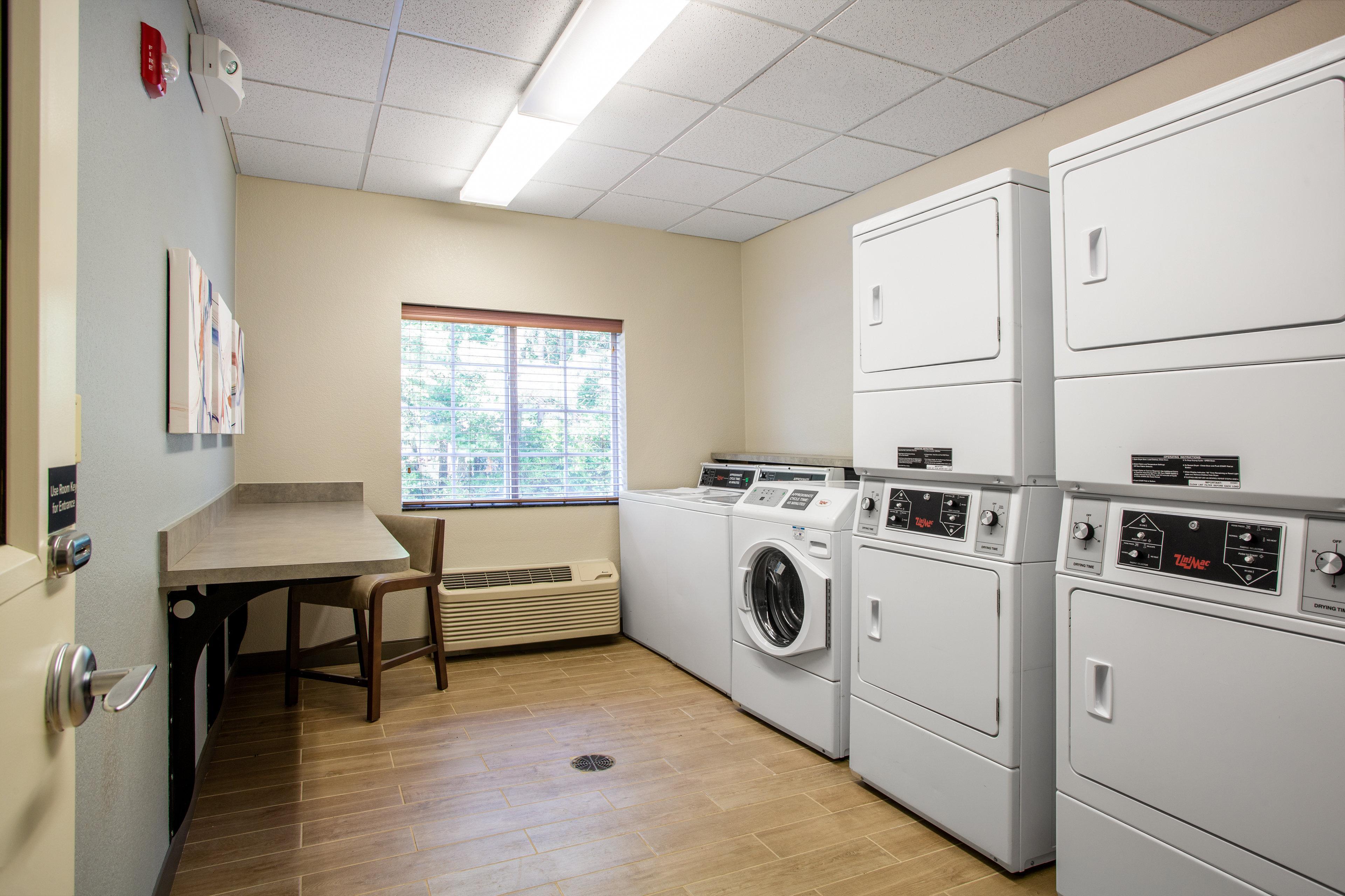 Candlewood Suites Apex Raleigh Area By Ihg Ngoại thất bức ảnh