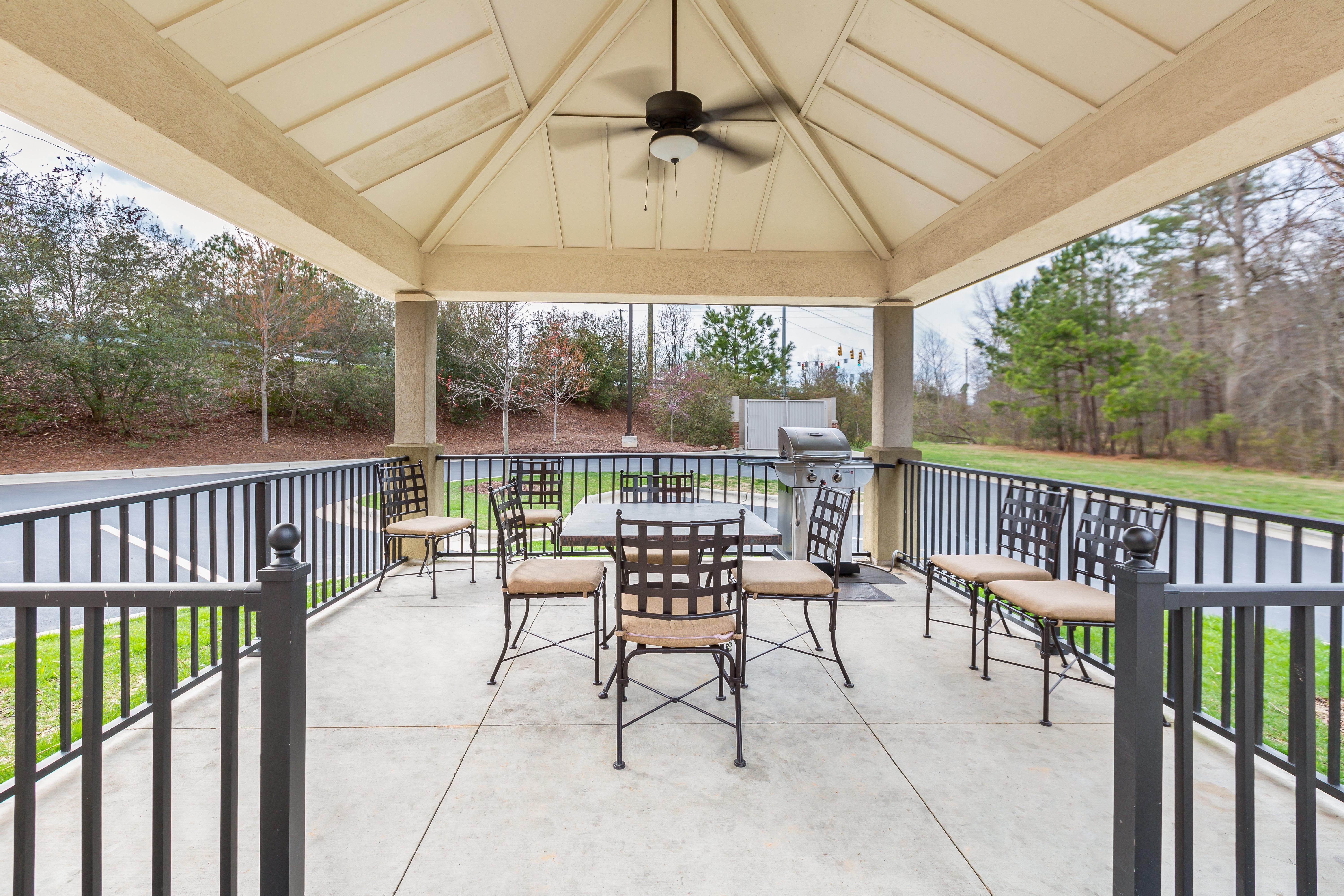 Candlewood Suites Apex Raleigh Area By Ihg Ngoại thất bức ảnh